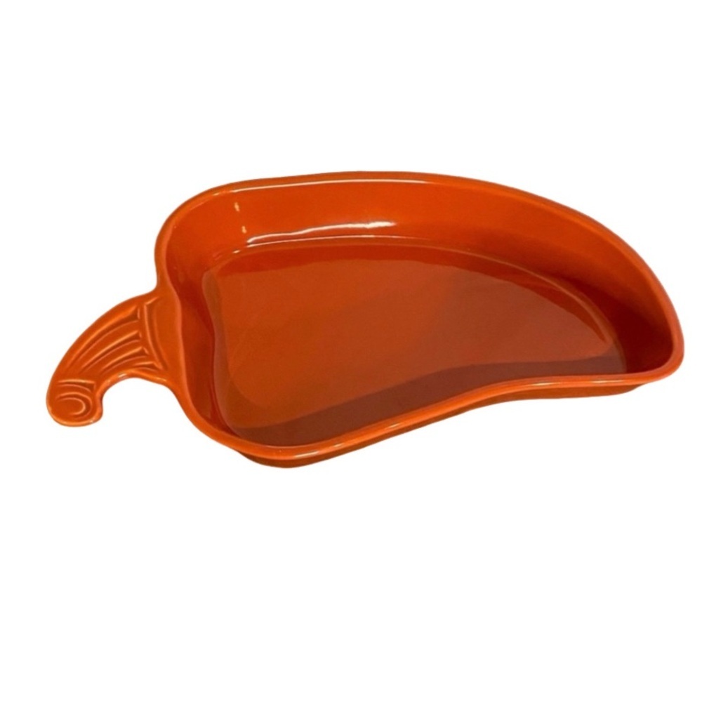 Chantal Red Ceramic Chili-Shaped Serving or Casserole Dish. 1.5 Quart.